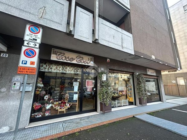 negozio in vendita a Lissone