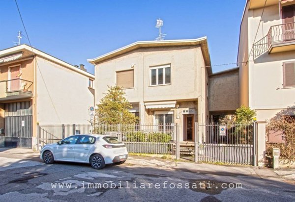 casa indipendente in vendita a Lissone