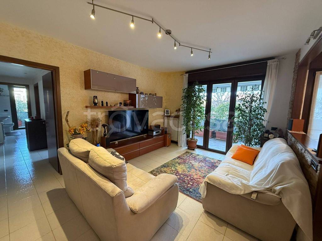 appartamento in vendita a Lissone