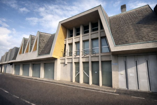 negozio in vendita a Lissone