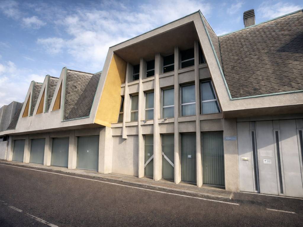 intera palazzina in vendita a Lissone