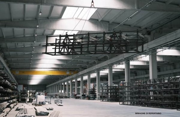 locale commerciale in vendita a Lissone