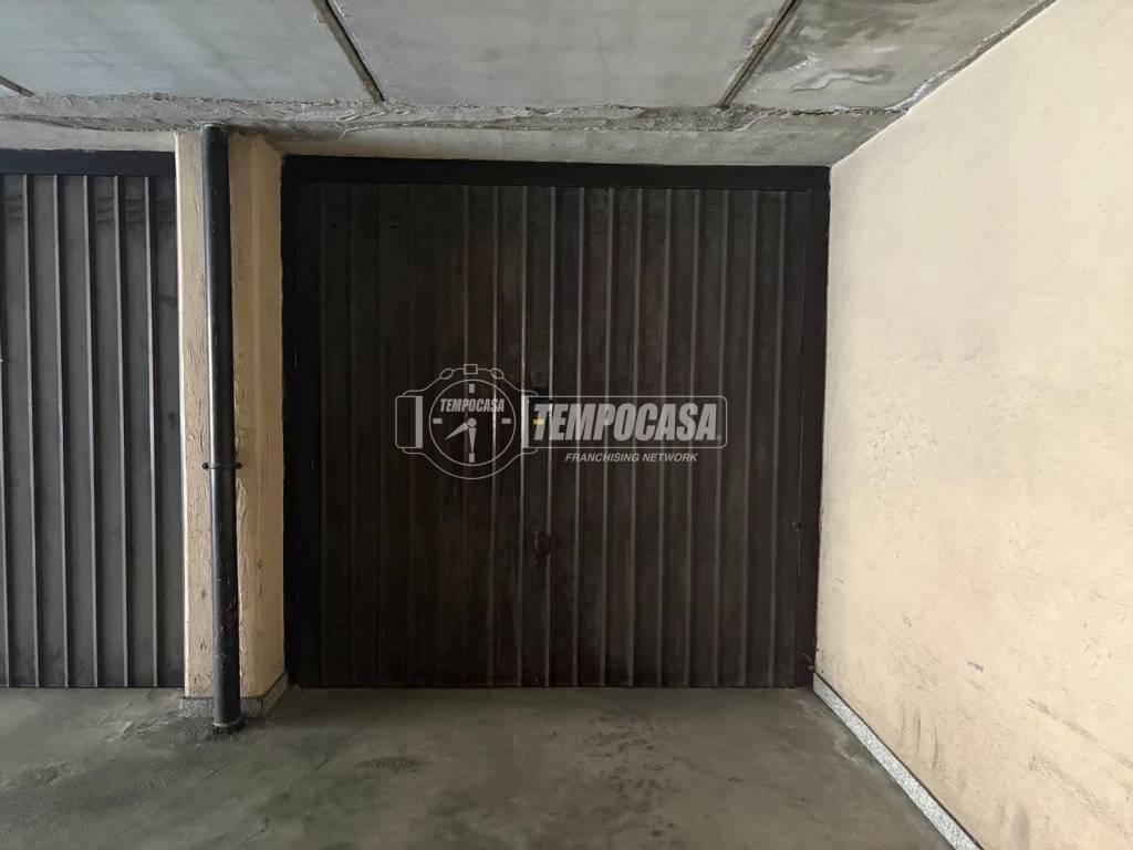 box auto in vendita a Lissone