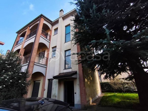 casa indipendente in vendita a Lissone