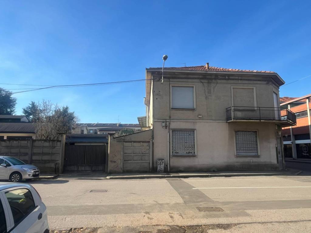 casa indipendente in vendita a Lissone