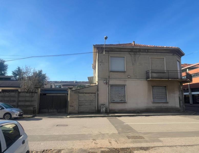casa indipendente in vendita a Lissone