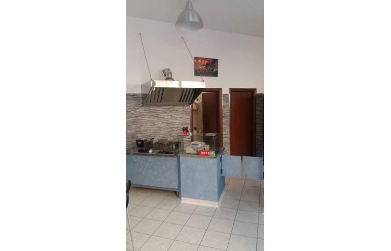 negozio in vendita a Lissone