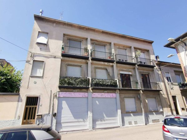 locale commerciale in vendita a Lissone