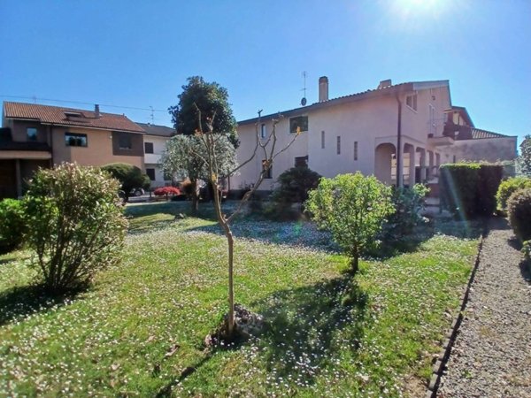 casa indipendente in vendita a Lissone
