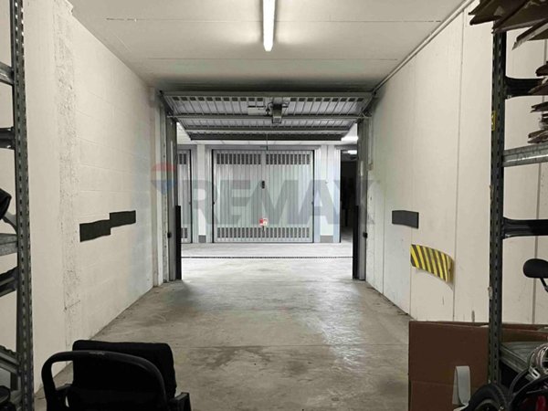 locale di sgombero in vendita a Lissone