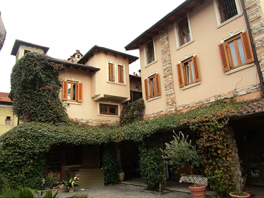 casa indipendente in vendita a Lissone