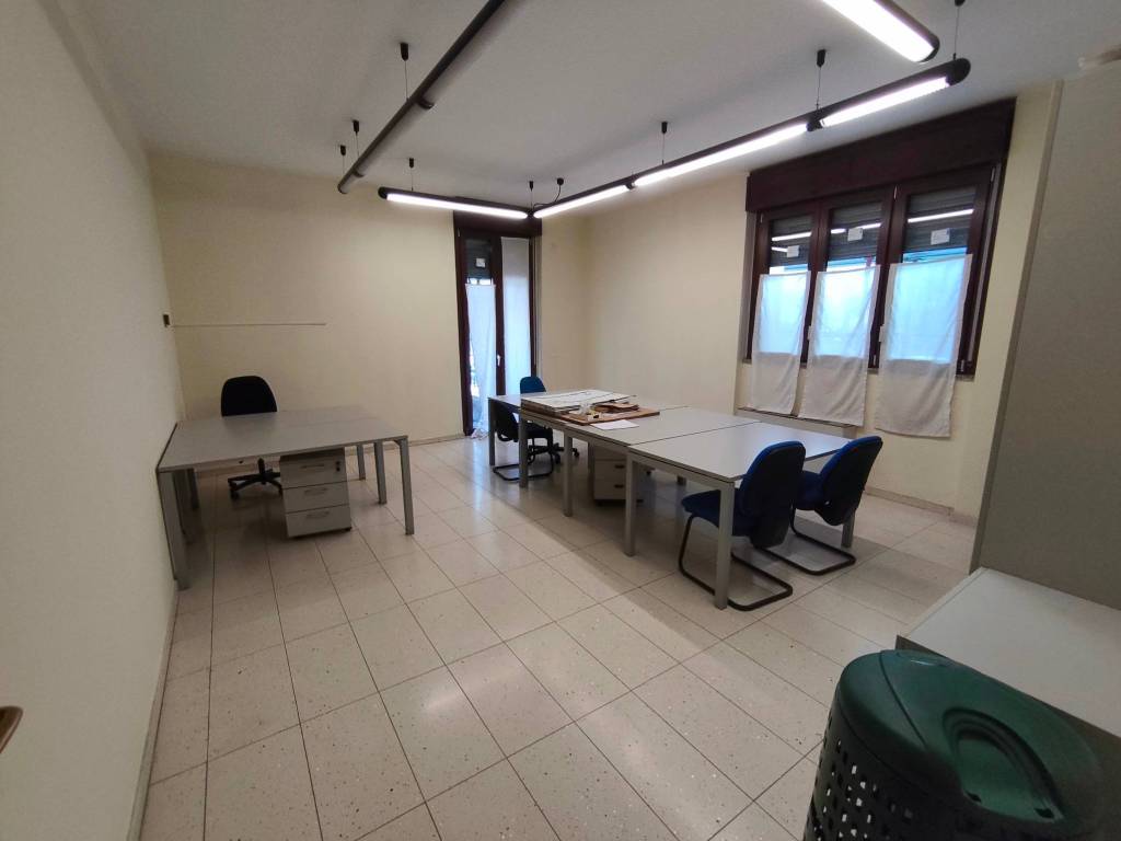 ufficio in vendita a Lissone