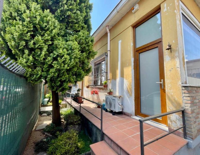 casa indipendente in vendita a Lissone
