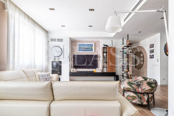 casa indipendente in vendita a Lissone