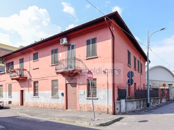 casa indipendente in vendita a Lissone