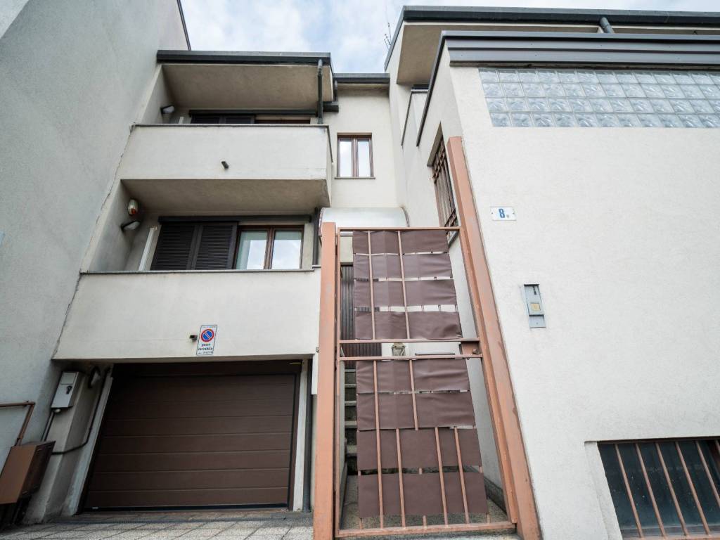 casa indipendente in vendita a Lissone