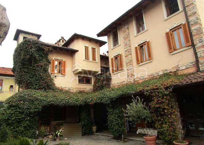 casa indipendente in vendita a Lissone