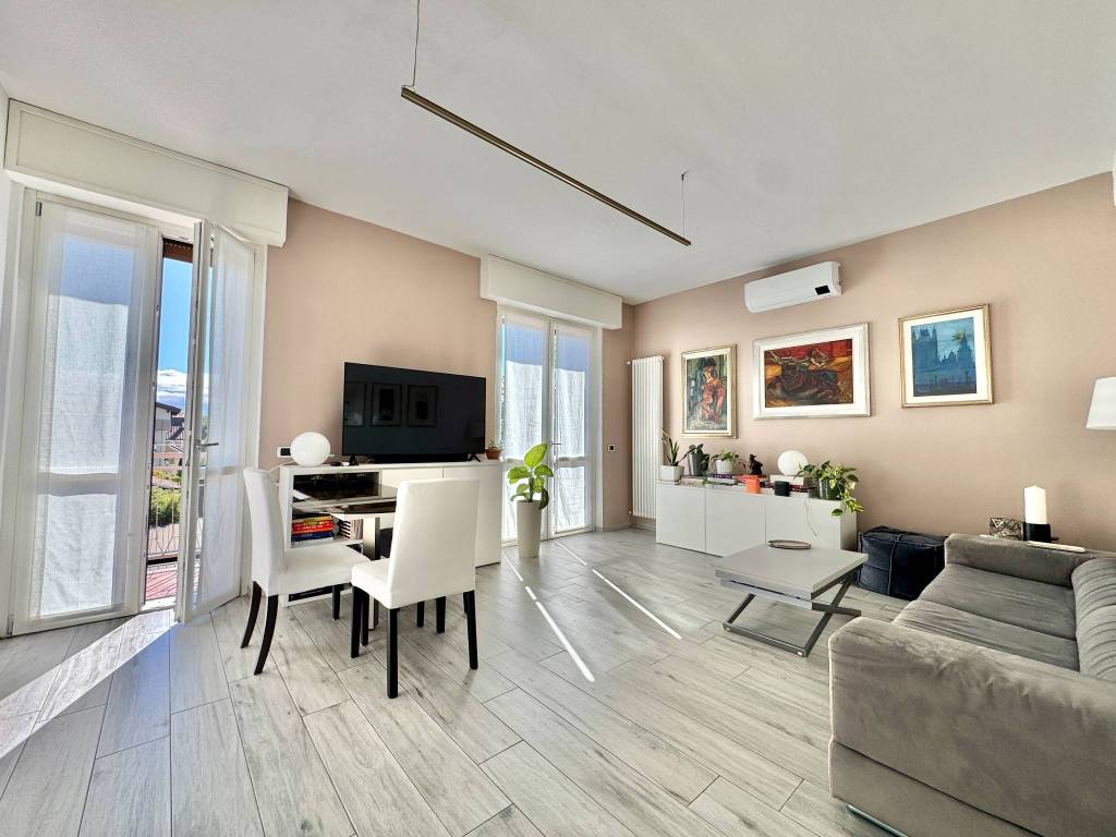 appartamento in vendita a Lissone in zona Santa Margherita