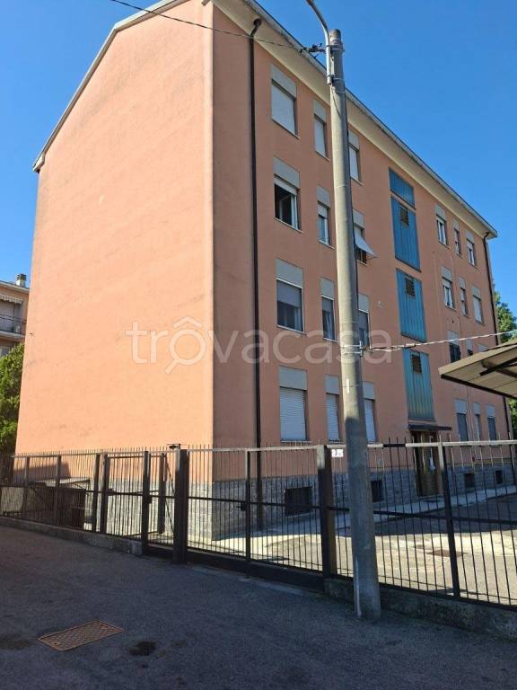 locale commerciale in vendita a Lissone