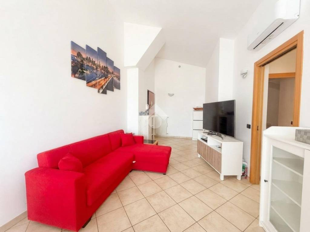 appartamento in vendita a Lissone in zona Santa Margherita