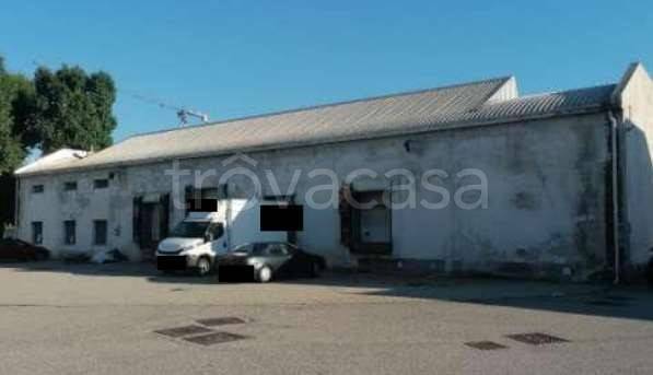 locale commerciale in vendita a Lissone