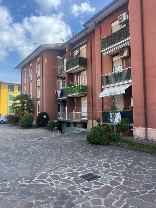 appartamento in vendita a Lissone in zona Santa Margherita