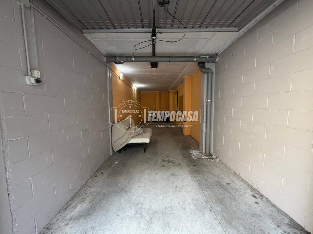 box auto in vendita a Lissone
