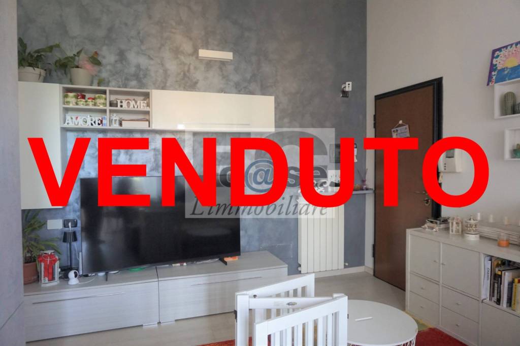 appartamento in vendita a Macherio