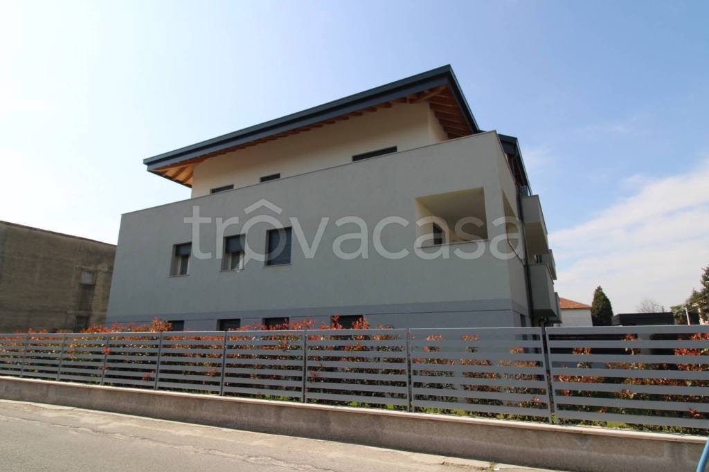 appartamento in vendita a Macherio