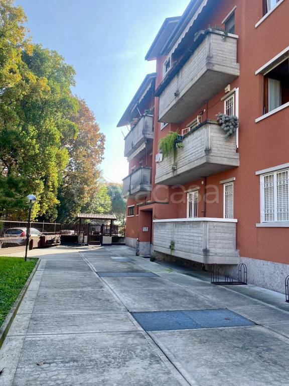 appartamento in vendita a Macherio