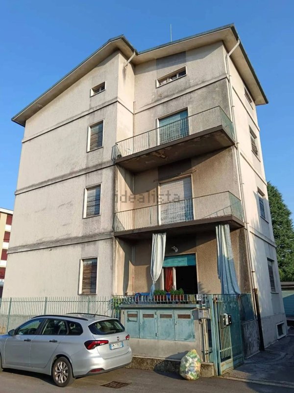appartamento in vendita a Macherio