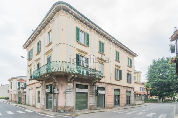 trivano in vendita a Macherio