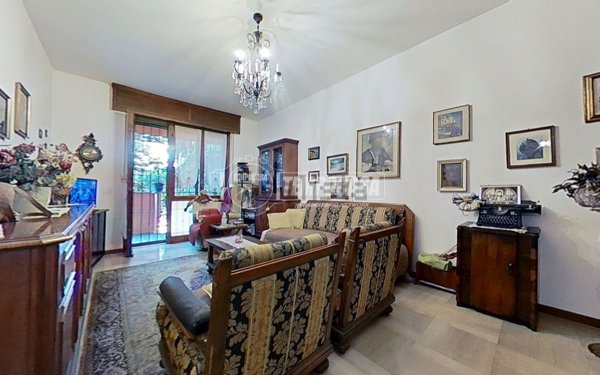 appartamento in vendita a Macherio in zona Bareggia