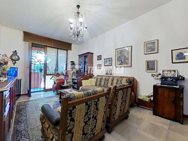 appartamento in vendita a Macherio in zona Bareggia