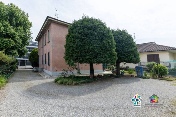 appartamento in vendita a Macherio