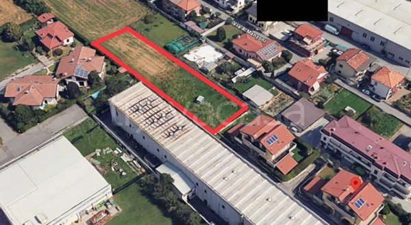 terreno edificabile in vendita a Macherio