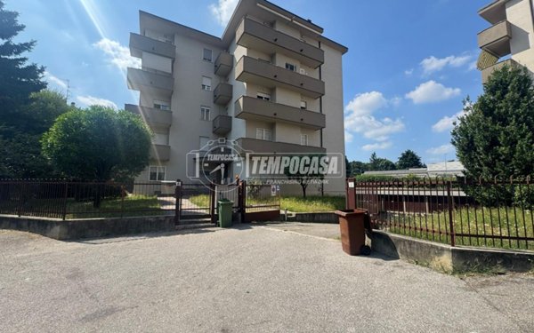 appartamento in vendita a Macherio