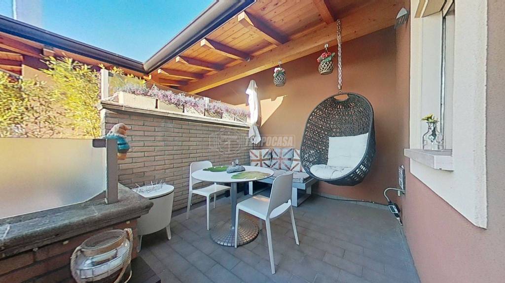 appartamento in vendita a Macherio