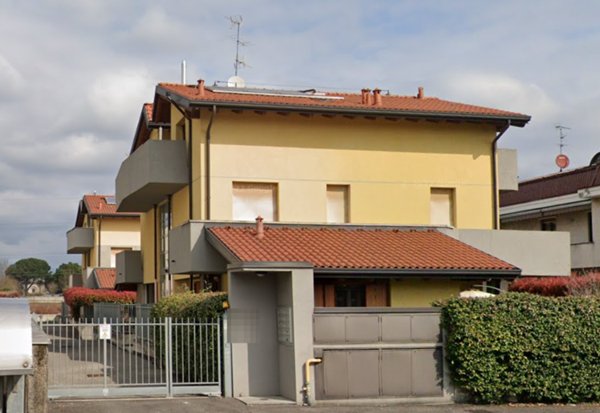 appartamento in vendita a Macherio