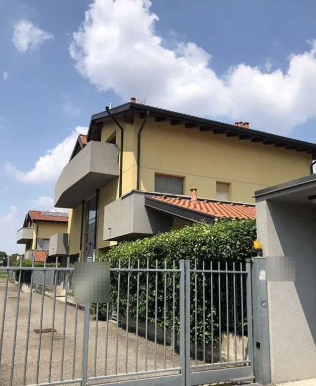 appartamento in vendita a Macherio