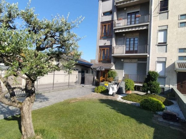 appartamento in vendita a Macherio
