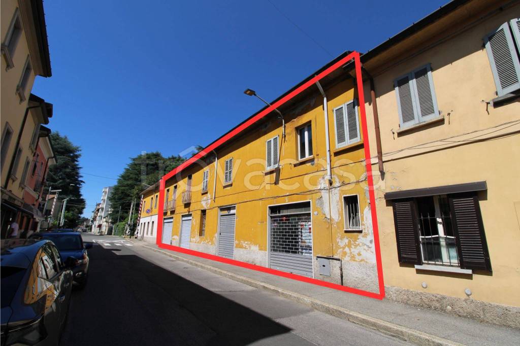 casa indipendente in vendita a Macherio