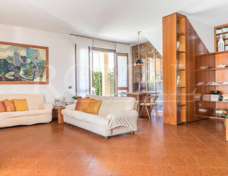 casa indipendente in vendita a Macherio