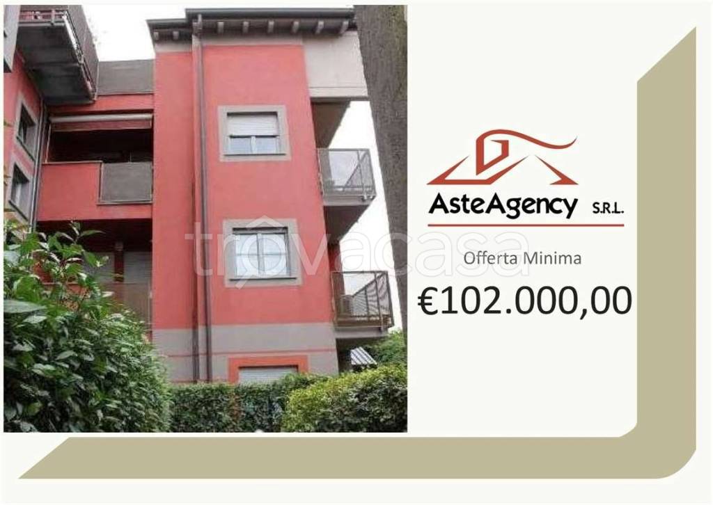appartamento in vendita a Macherio