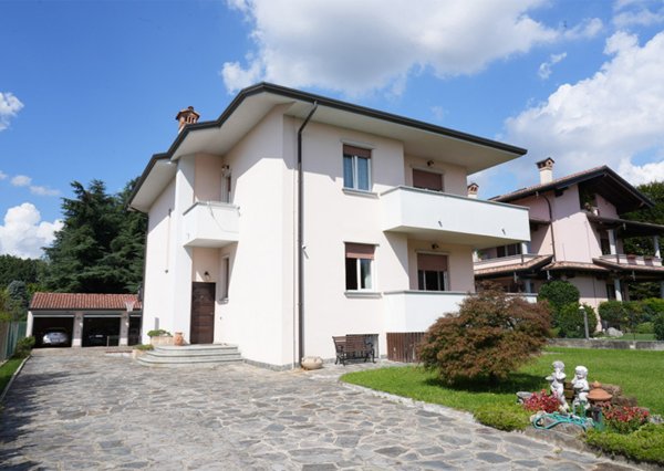 casa indipendente in vendita a Macherio in zona Belvedere