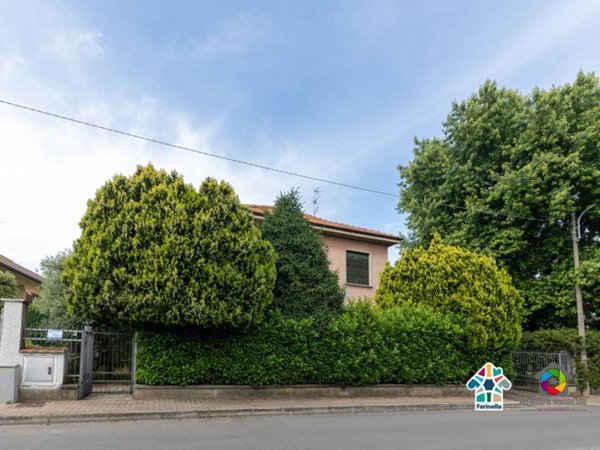 appartamento in vendita a Macherio