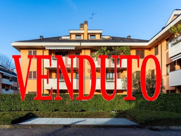 appartamento in vendita a Macherio