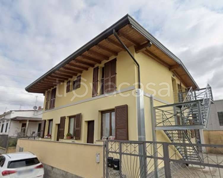 appartamento in vendita a Macherio