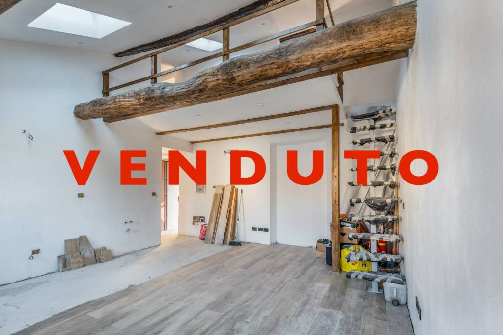 appartamento in vendita a Macherio
