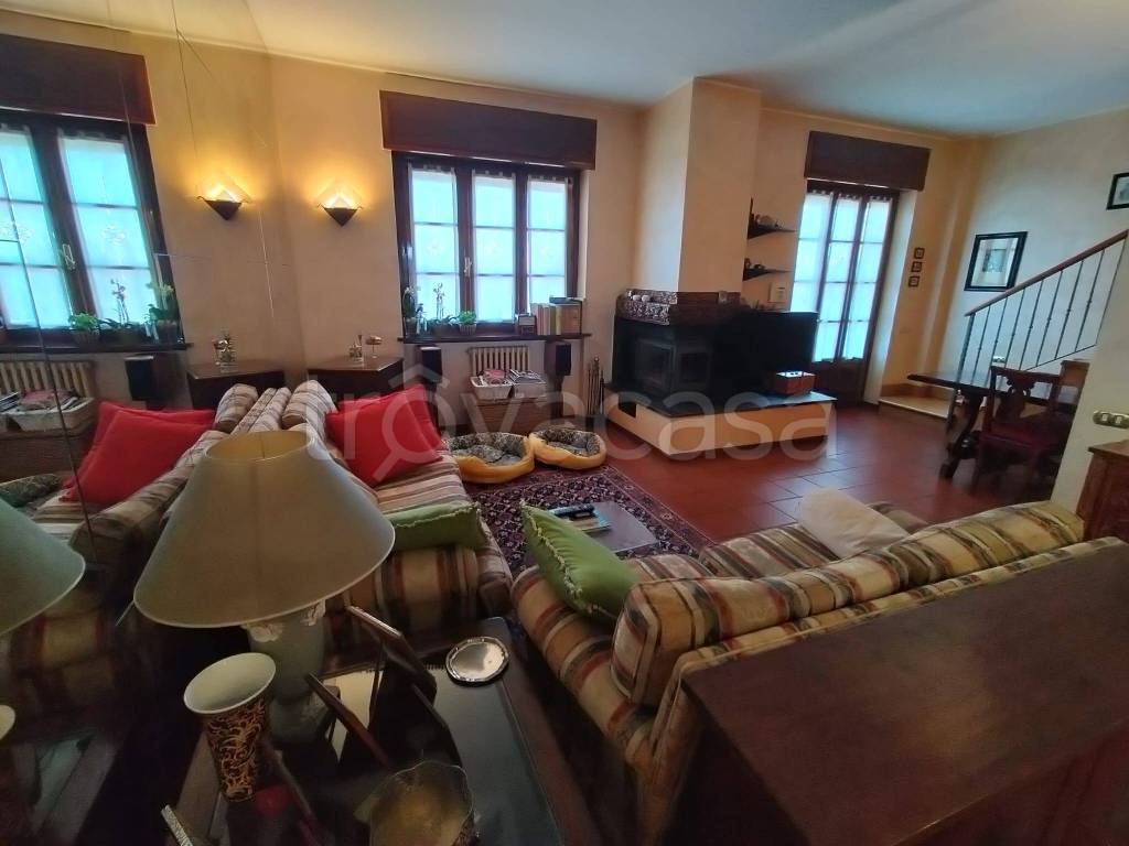 appartamento in vendita a Macherio